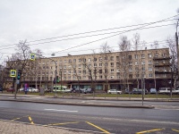 Vyiborgsky district, avenue Toreza, house 21. Apartment house