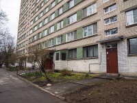 Vyiborgsky district, Toreza avenue, house 20. Apartment house