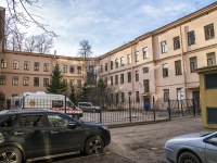 Vyiborgsky district, polyclinic Городская поликлиника №14,  , house 35