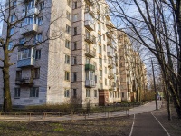 Vyiborgsky district, Karbyshev st, house 4 к.1. Apartment house