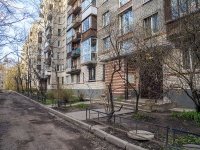 Vyiborgsky district, Karbyshev st, 房屋 6 к.1. 公寓楼