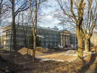 Vyiborgsky district, st Novorossiyskaya, house 42. building under reconstruction