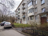 Vyiborgsky district, Novorossiyskaya st, house 44. Apartment house