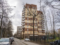 Vyiborgsky district, Parkhomenko avenue, house 32. Apartment house