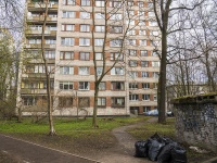 Vyiborgsky district, Parkhomenko avenue, house 33. Apartment house