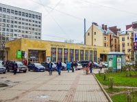 Kalininsky district, underground station "Площадь Ленина",  , house 5