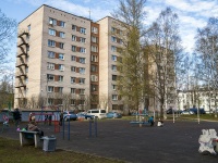 Kalininsky district, Piskaryovskij avenue, 房屋 10 к.2. 公寓楼