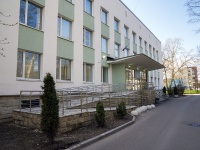 Kalininsky district, polyclinic Женская консультация №10 , Piskaryovskij avenue, house 12