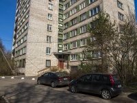 Kalininsky district, Piskaryovskij avenue, 房屋 26. 公寓楼