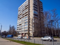 Kalininsky district, Piskaryovskij avenue, house 38/1. Apartment house