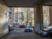 Kalininsky district, Nepokoryonnih avenue, house 16 к.1. Apartment house