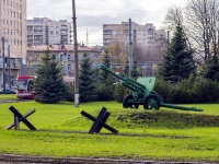 Kalininsky district, 纪念碑 на площади мужестваNepokoryonnih avenue, 纪念碑 на площади мужества