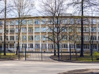 Kalininsky district, 国立重点高级中学 №470  ​Калининского района, Grazhdanskiy avenue, 房屋 31 к.5