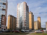 Kalininsky district, Kushelevskaya doroga st, 房屋 3 к.8. 公寓楼