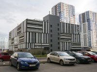 Kalininsky district, Kushelevskaya doroga st, 房屋 5 к.9. 车库（停车场）