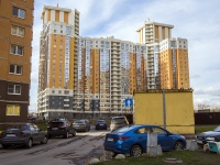 Kalininsky district, Kushelevskaya doroga st, 房屋 7 к.1. 公寓楼