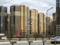 Kalininsky district, Kushelevskaya doroga st, 房屋 7 к.3. 公寓楼