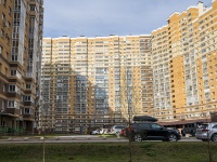 Kalininsky district, Kushelevskaya doroga st, 房屋 7 к.4. 公寓楼