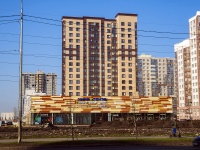 Kalininsky district, 购物中心 "Шоколад", Marshala blyuhera avenue, 房屋 11 к.1