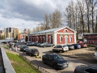 Kalininsky district, avenue Marshala blyuhera, house 12 ЛИТ Ц. veterinary clinic