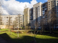 Kalininsky district, Marshala blyuhera avenue, house 14. Apartment house