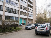 Kalininsky district, Marshala blyuhera avenue, house 21 к.2. Apartment house