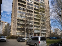 Kalininsky district, Marshala blyuhera avenue, house 25. Apartment house