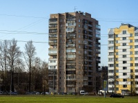 Kalininsky district, avenue Marshala blyuhera, house 25. Apartment house