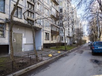 Kalininsky district, Mechnikov avenue, 房屋 5 к.2. 公寓楼