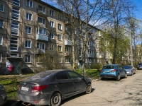 Kalininsky district,  , house 15. Apartment house