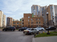 Kalininsky district, Butlerov st, house 9 к.4. nursery school