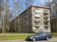 Kalininsky district, Butlerov st, house 18. Apartment house