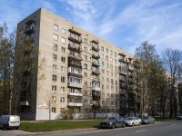 Kalininsky district, Butlerov st, 房屋 32. 公寓楼