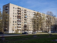 Kalininsky district, Butlerov st, 房屋 32. 公寓楼