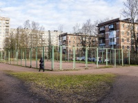 Kalininsky district, avenue Grazhdanskiy. sports ground