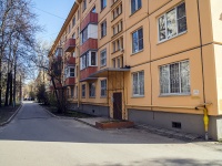 Kalininsky district,  , house 18. Apartment house