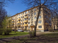 Kalininsky district,  , house 32. Apartment house