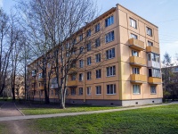 Kalininsky district,  , house 32. Apartment house