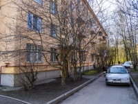 Kalininsky district, Fedoseenko st, house 27. Apartment house