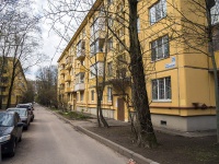 Kalininsky district, Fedoseenko st, house 29. Apartment house