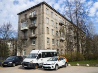 Kalininsky district, Fedoseenko st, house 32. Apartment house