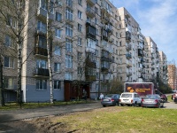 Kalininsky district, Vernosti st, house 13. Apartment house