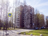 Kalininsky district, Vernosti st, house 8 к.2. Apartment house