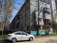 Kalininsky district, Vernosti st, house 12. Apartment house