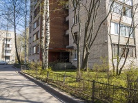 Kalininsky district, Vernosti st, house 24. Apartment house