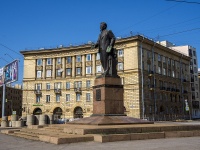 Kalininsky district, monument М.И. Калинину Kondratyevskij avenue, monument М.И. Калинину 