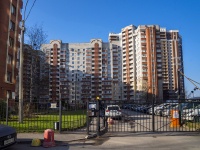 Kalininsky district, Kondratyevskij avenue, house 62 к.6. Apartment house