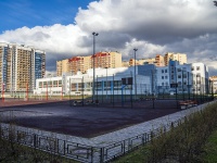 Kalininsky district, 学校 Средняя общеобразовательная школа №619 Калининского района, Kondratyevskij avenue, 房屋 68 к.3