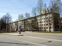 Kalininsky district, Karpinsky st, house 18. Apartment house