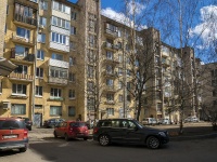 Krasnogvardeisky district, Novocherkasskiy , 房屋 51. 公寓楼